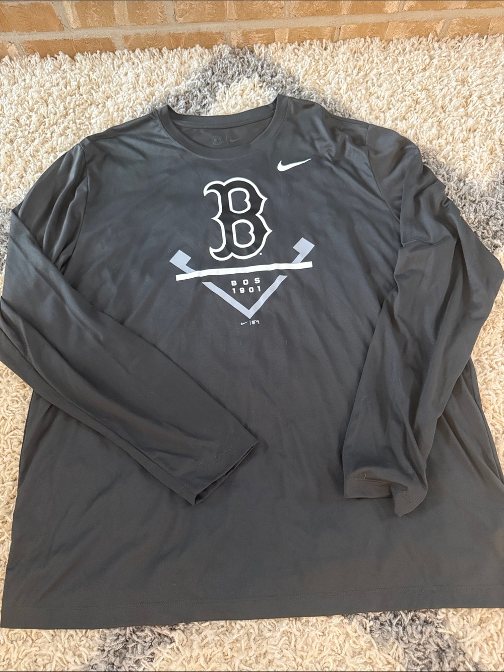 XXL - Nike Dark Gray Long-Sleeve Boston Red Sox Dry Fit Tee